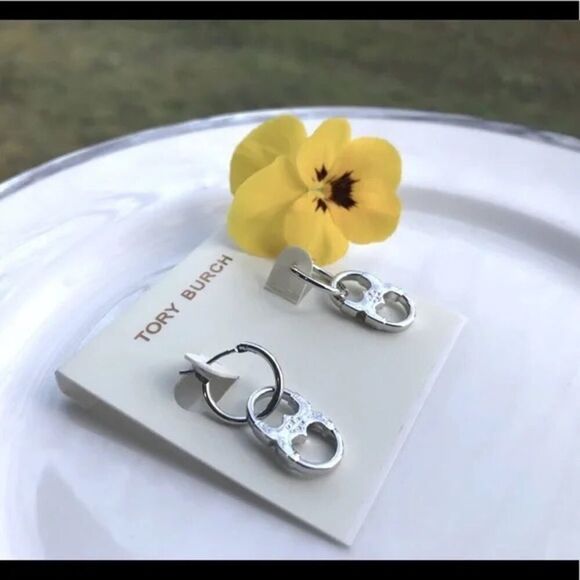 NWOT Tory Burch Silver Gemini Small Hoop Earring’s - Picture 3 of 5